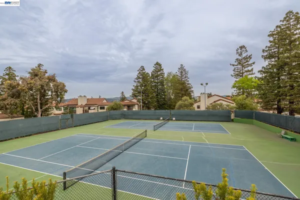 $475,000 | 21103 Gary Drive, Unit 318A, Castro Valley, CA 94546