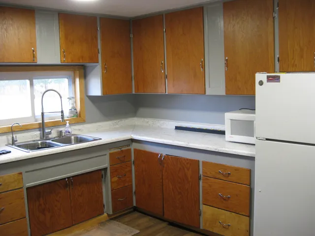 $157,950 | 4377 South 184th Avenue, Hesperia, MI 49421