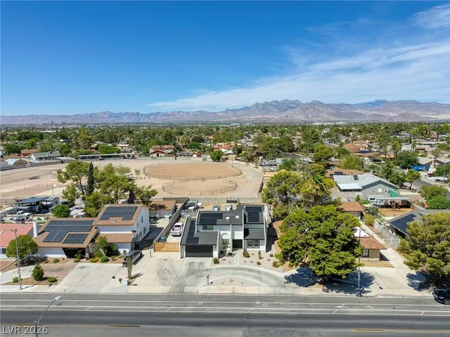 $607,799 | 2913 Michael Way, Las Vegas, NV 89108