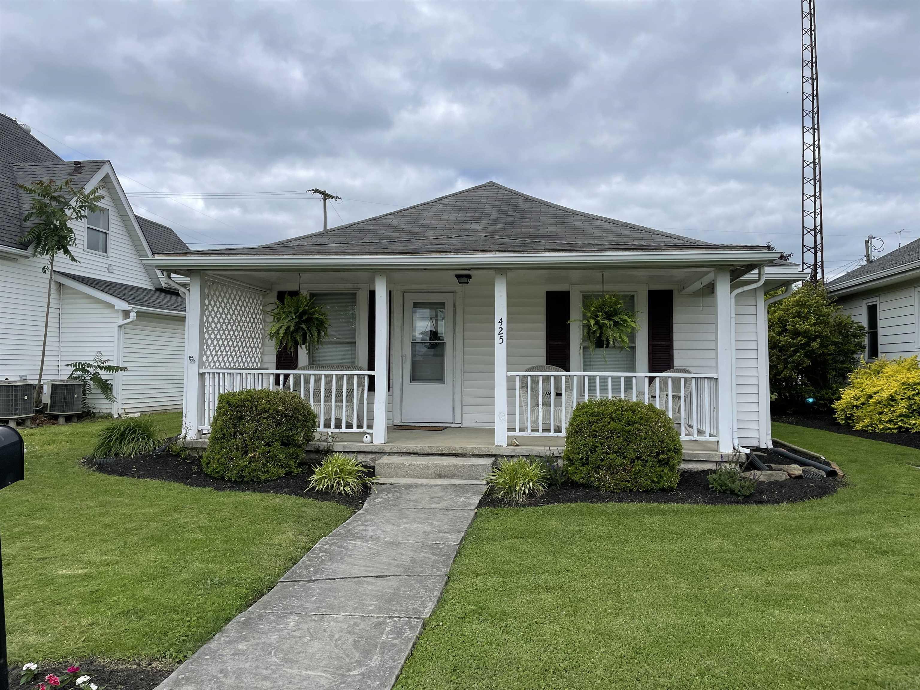 425 R Street Bedford, IN 47421 - Photo 11 of 13 Gallery Image 11