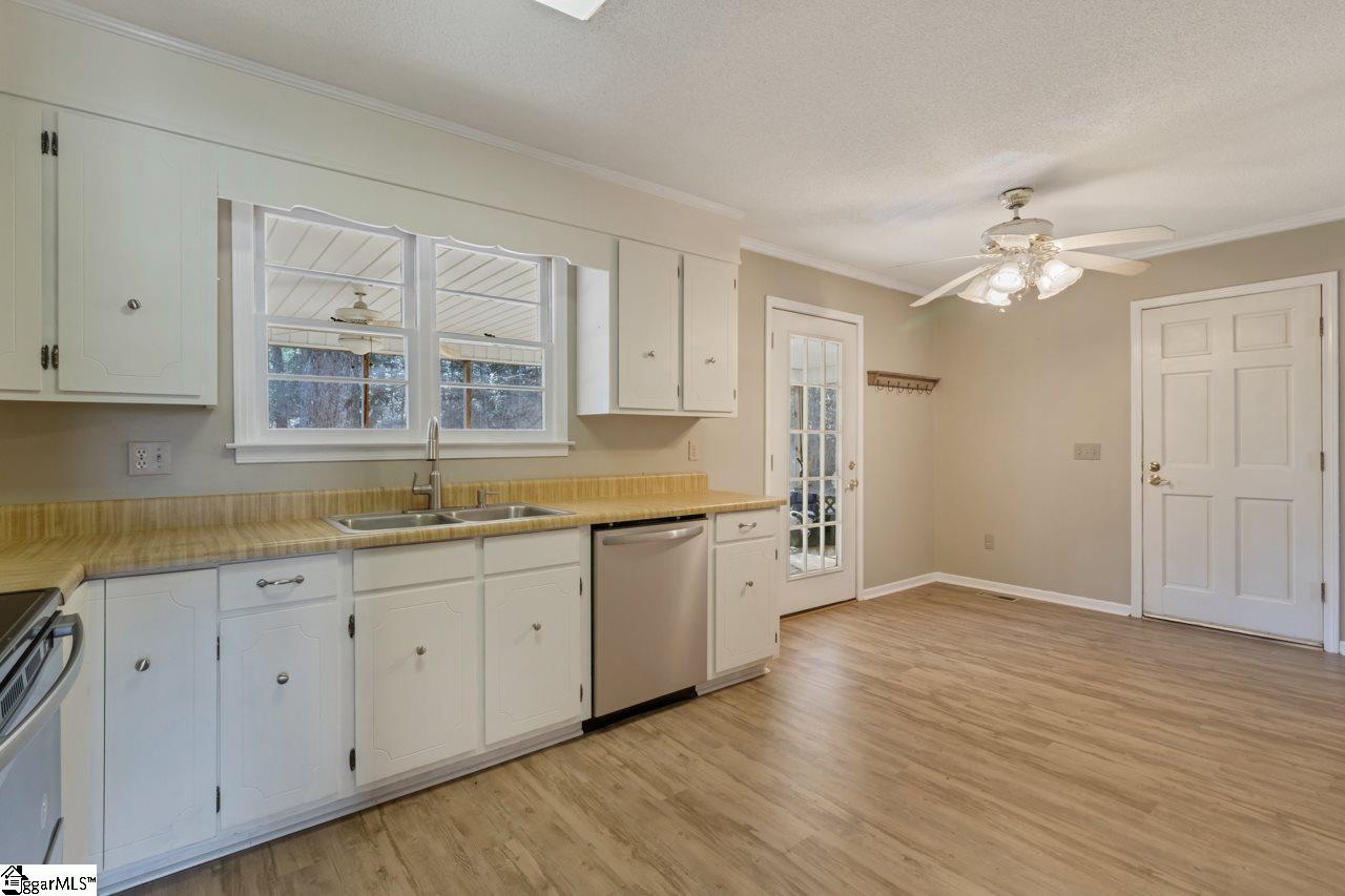 1026 Belle Shoals Road Pickens, SC 29671 - Photo 16 of 33 Gallery Image 16