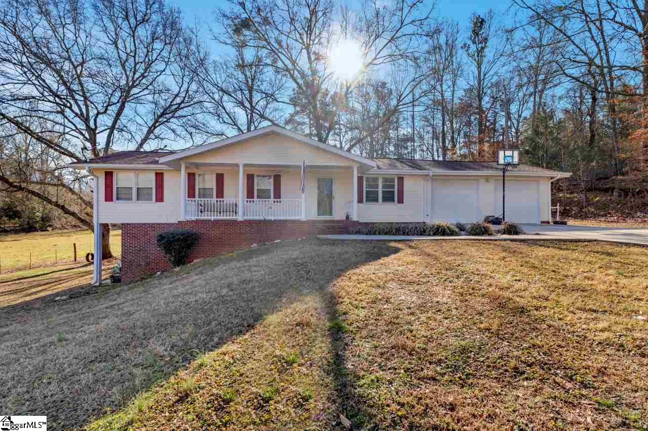 1026 Belle Shoals Road Pickens, SC 29671 - Photo 3 of 33 Gallery Image 3