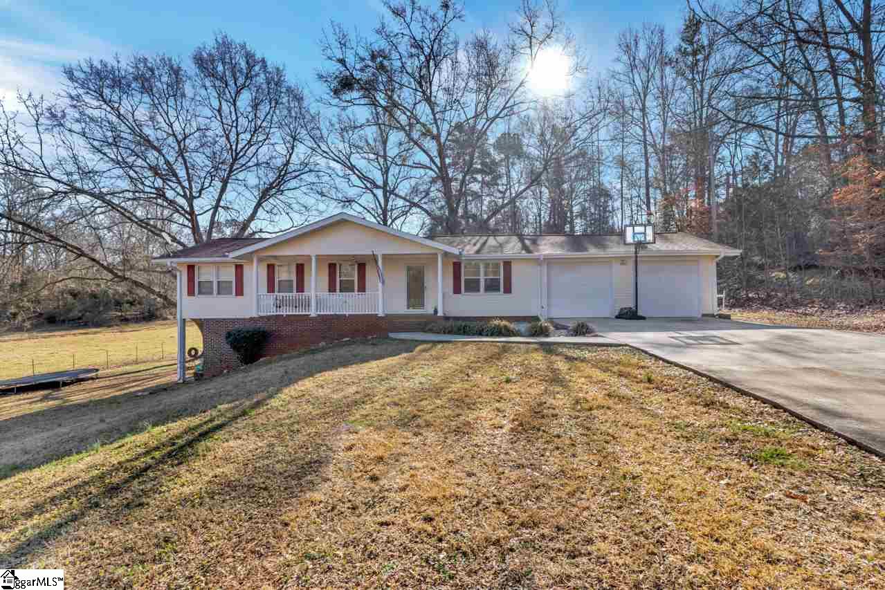 1026 Belle Shoals Road Pickens, SC 29671 - Photo 4 of 33 Gallery Image 4