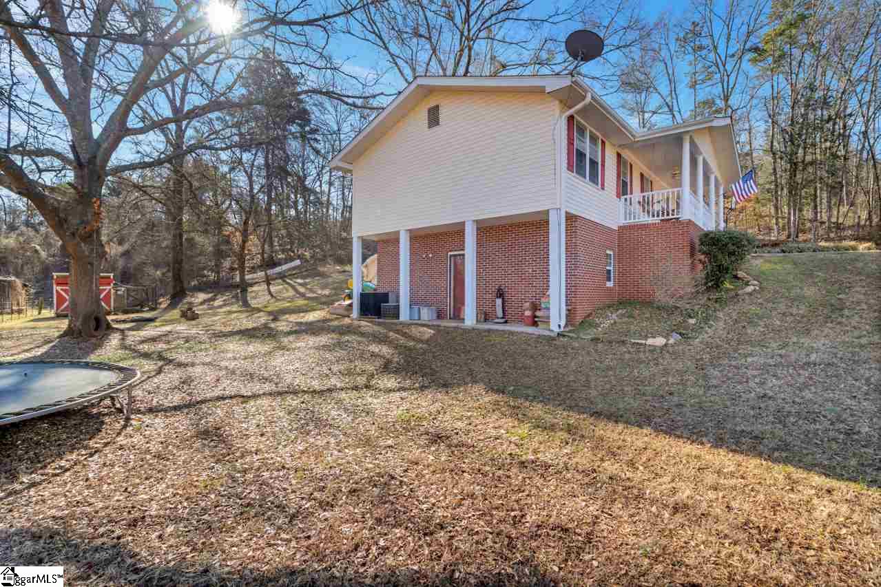 1026 Belle Shoals Road Pickens, SC 29671 - Photo 5 of 33 Gallery Image 5