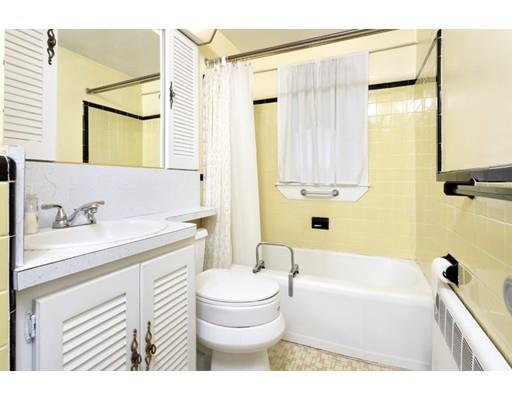 19 Kenmore Road Waltham, MA 02453 - Photo 12 of 30 Gallery Image 12