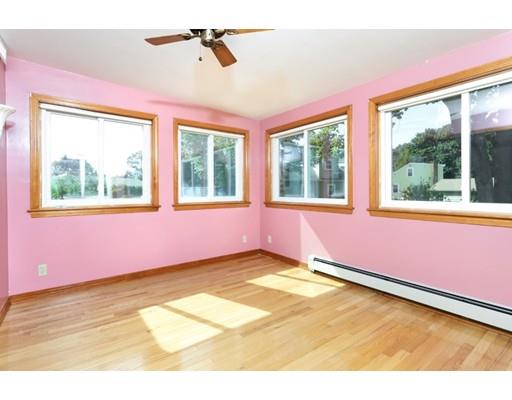 19 Kenmore Road Waltham, MA 02453 - Photo 8 of 30 Gallery Image 8