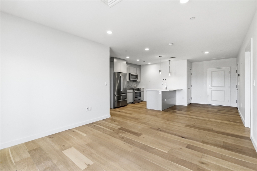 16 Boardman Street, Unit 202 Boston, MA 02128 - Photo 3 of 23