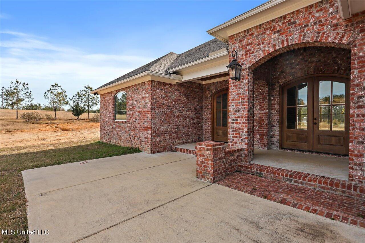 176 Jeff Alexander Road Mendenhall, MS 39114 - Photo 4 of 61 04-176 Jeff Alexander Rd