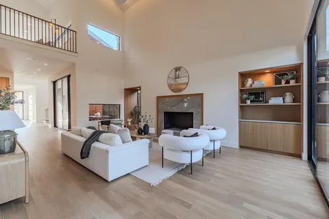 $1,899,000 | 7319 Casa Loma Avenue, Dallas, TX 75214