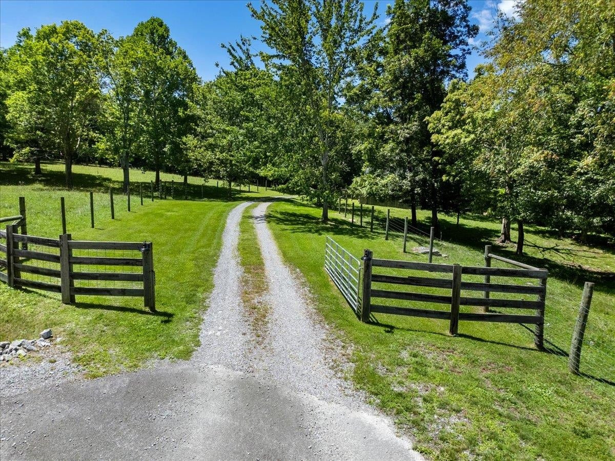 398 Penvir Road Narrows, VA 24124 - Photo 23 of 101 Gallery Image 23