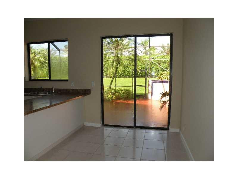 6510 Via Rosa Boca Raton, FL 33433 - Photo 11 of 35 Kitchen