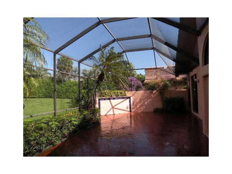 6510 Via Rosa Boca Raton, FL 33433 - Photo 32 of 35 Patio/Deck