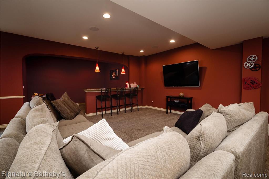 5250 Reds Way Howell, MI 48855 - Photo 36 of 52