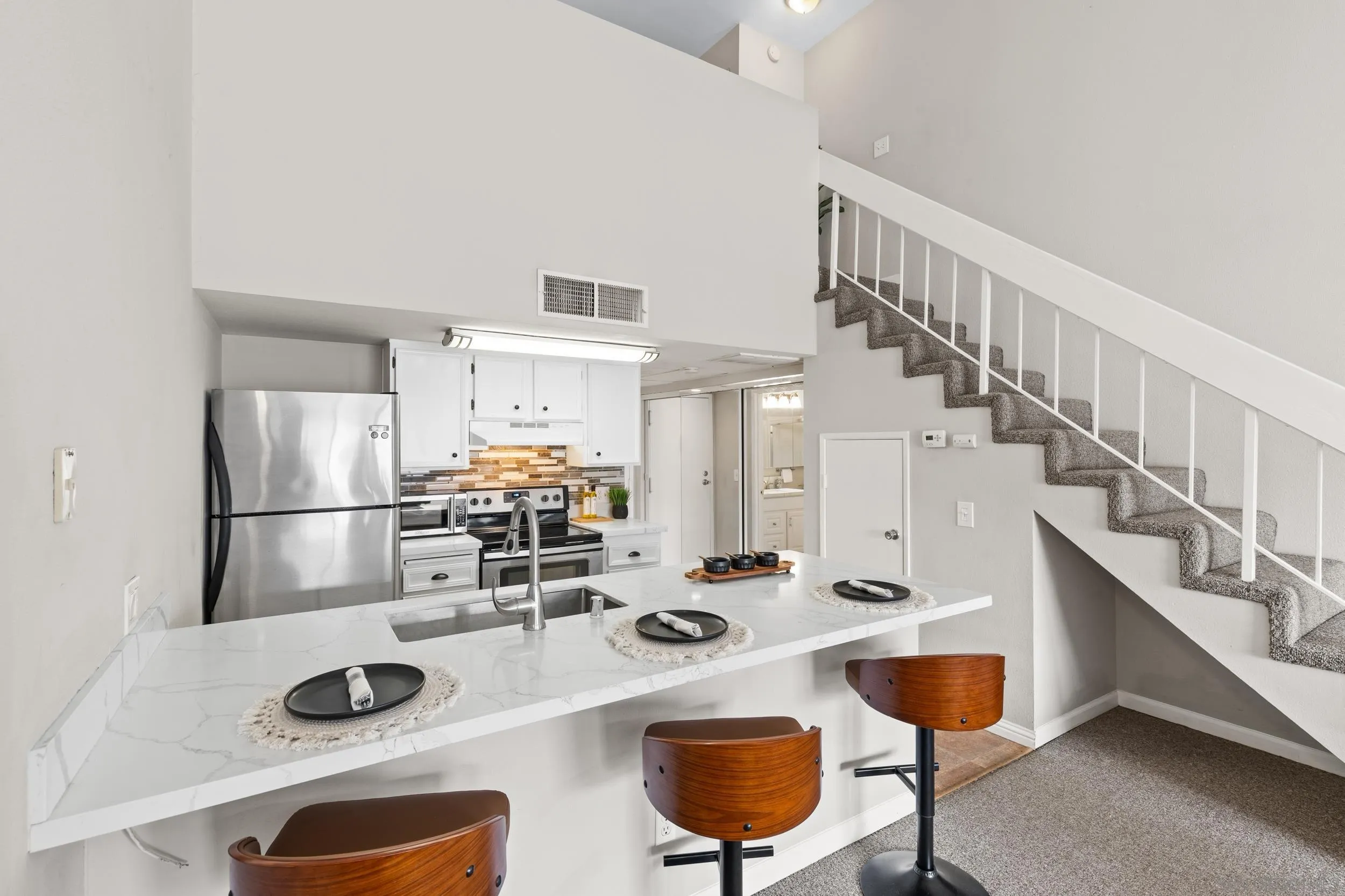 6131 Rancho Mission Road, Unit 317 San Diego, CA 92108 - Photo 11 of 33 Gallery Image 11