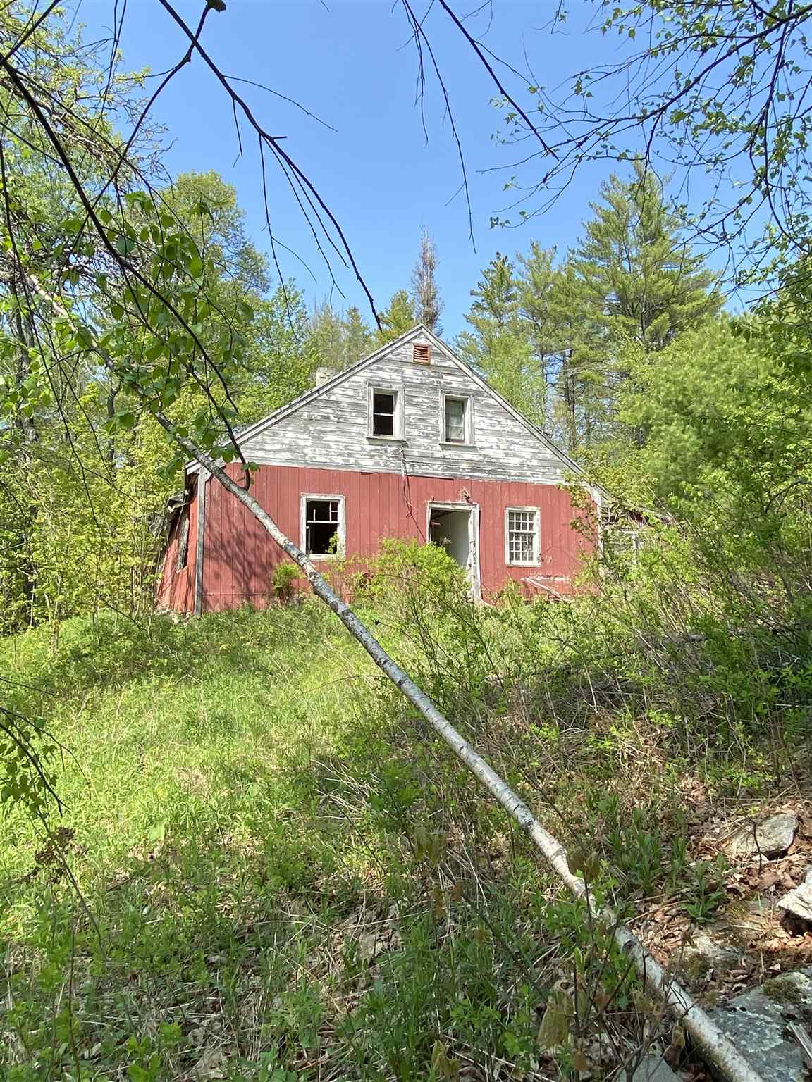 510 Dero Road Goshen, NH 03752 - Photo 9 of 22 Gallery Image 9