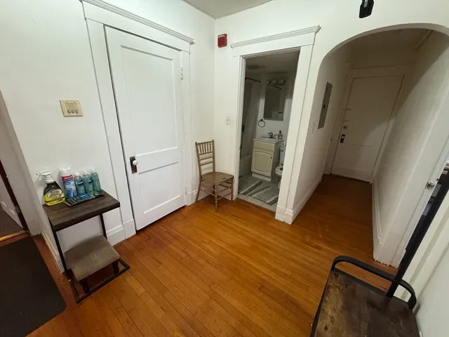 $2,000 | 42 West Baltimore Street, Unit 18, Lynn, MA 01902