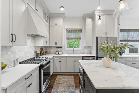 $999,900 | 920 North 5th Street, Nashville, TN 37207