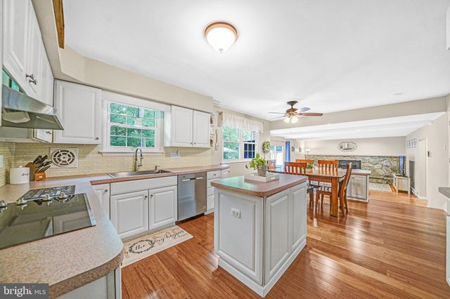 $550,000 | 1033 Longspur Road, Audubon, PA 19403