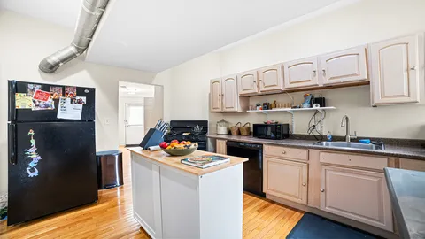$1,050,000 | 4754 North Lincoln Avenue, Chicago, IL 60625