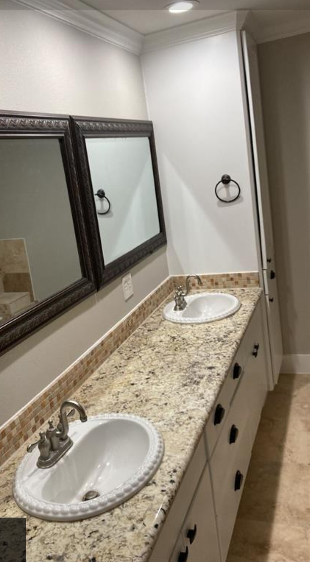6026 Warm Springs Road Houston, TX 77035 - Photo 8 of 8