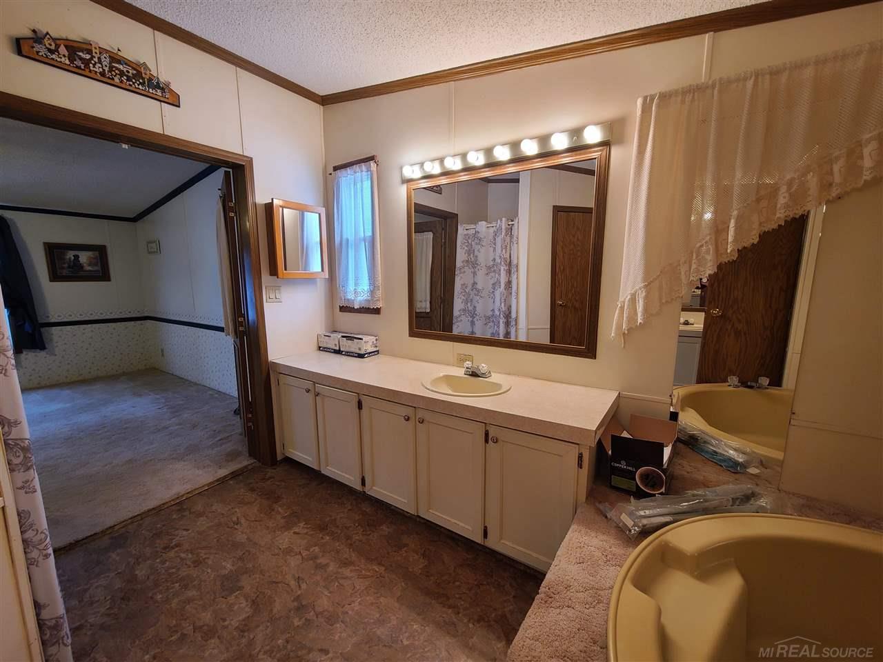 6965 Sterling Road Yale, MI 48097 - Photo 18 of 25