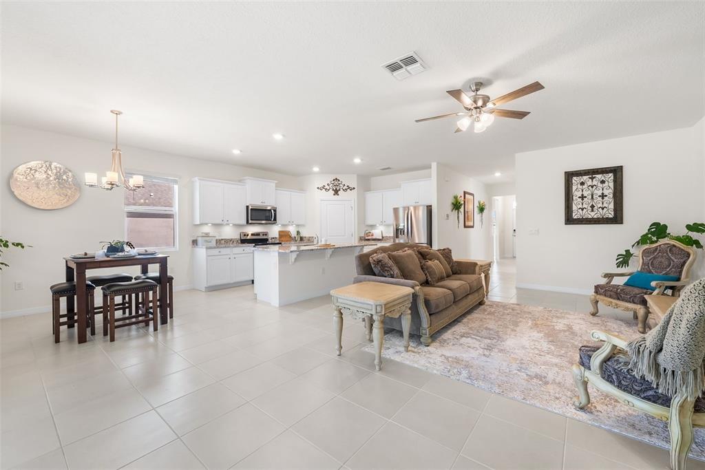 6203 Southwest 93rd Loop Ocala, FL 34476 - Photo 2 of 29