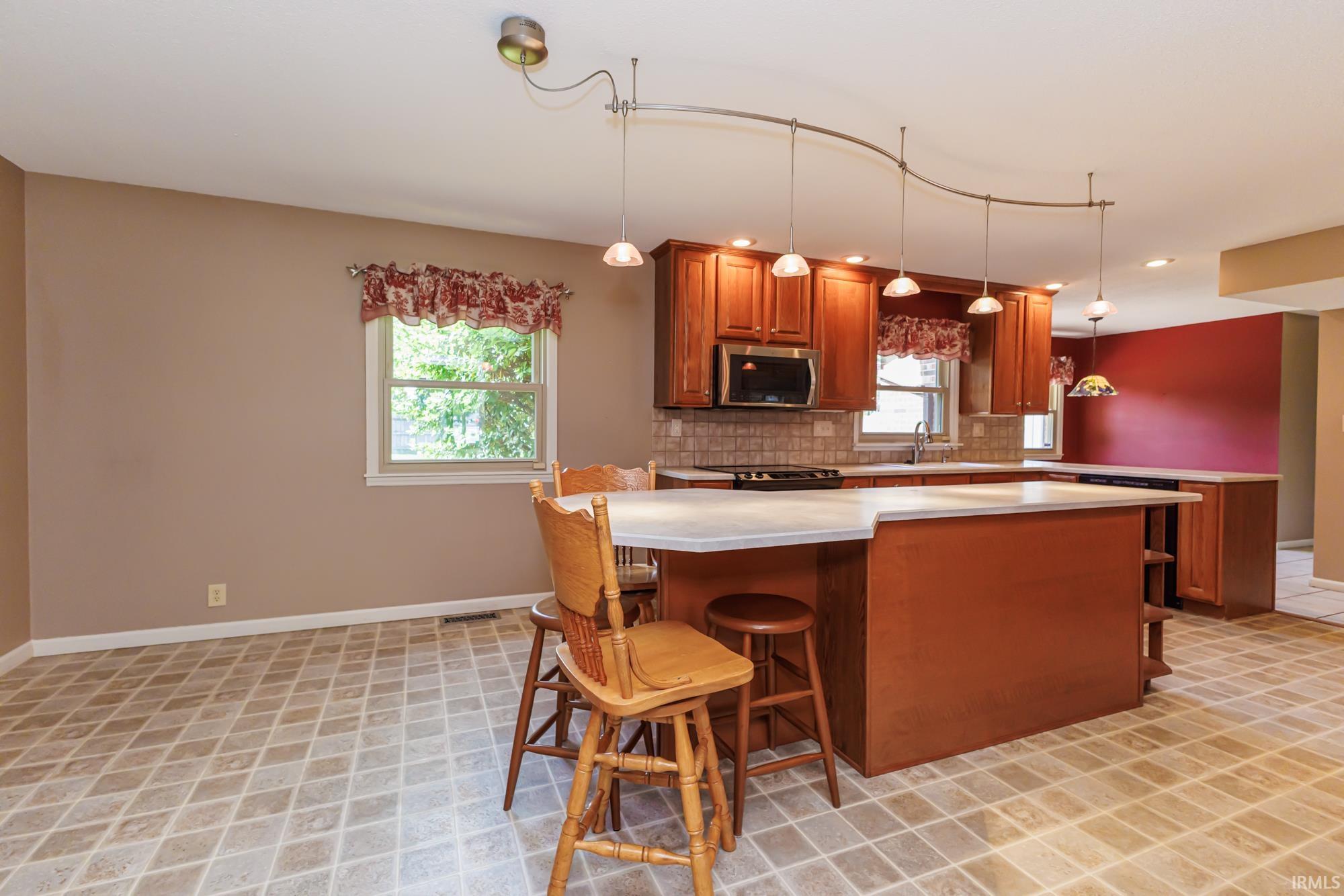 2509 West Riggin Road Muncie, IN 47304 - Photo 9 of 49