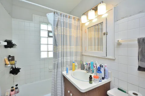 $495,000 | 3316 North Cramer Street, Unit 3318, Milwaukee, WI 53211