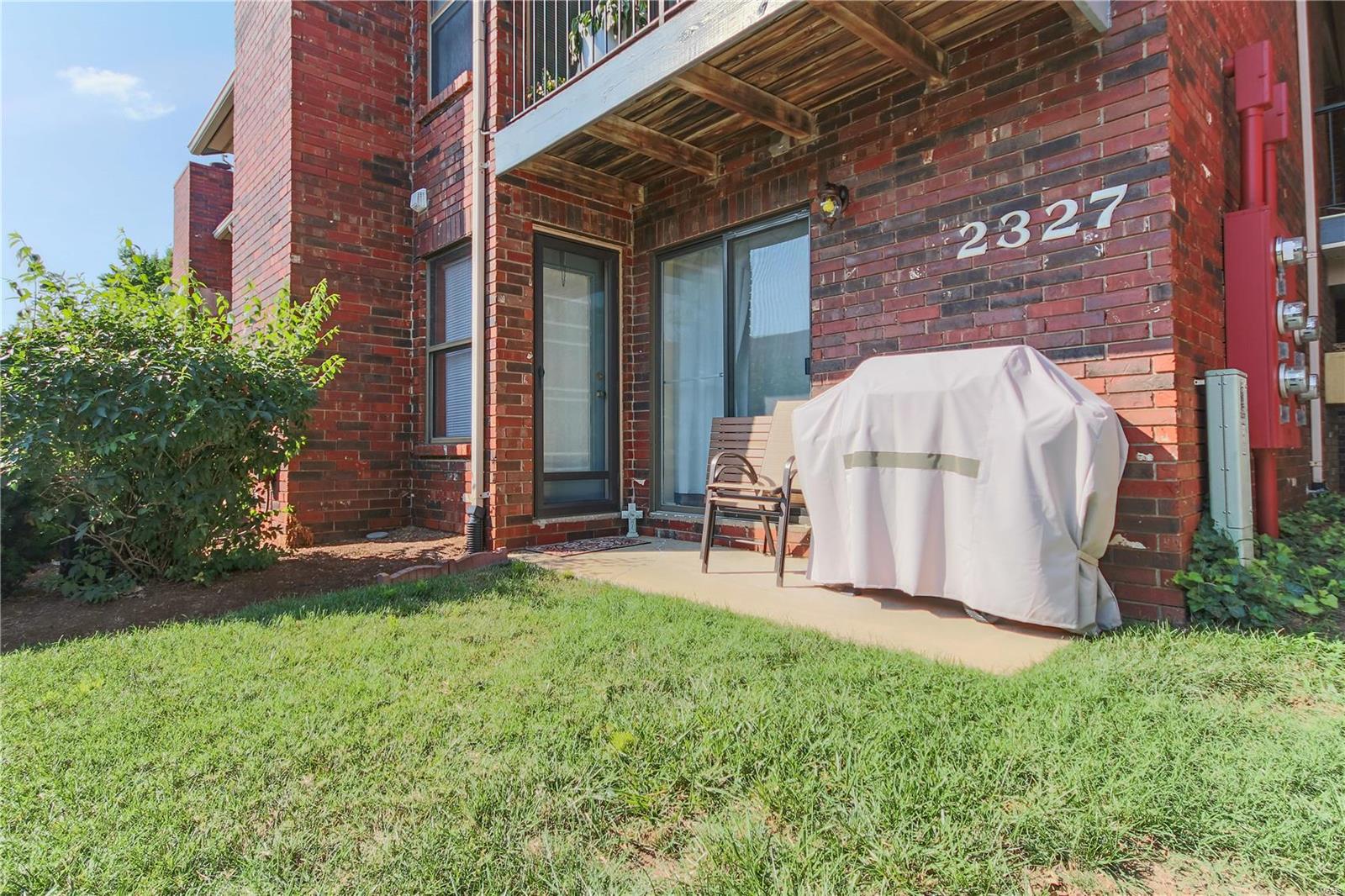 2327 Kratky Road, Unit A St. Louis, MO 63114 - Photo 1 of 17 Gallery Image 1