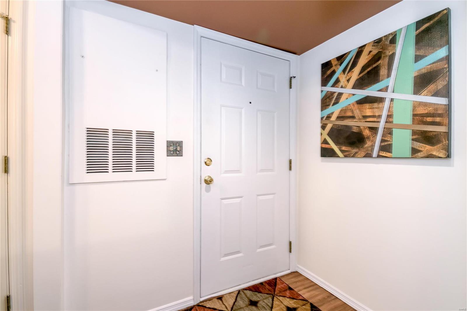 2327 Kratky Road, Unit A St. Louis, MO 63114 - Photo 5 of 17 Gallery Image 5