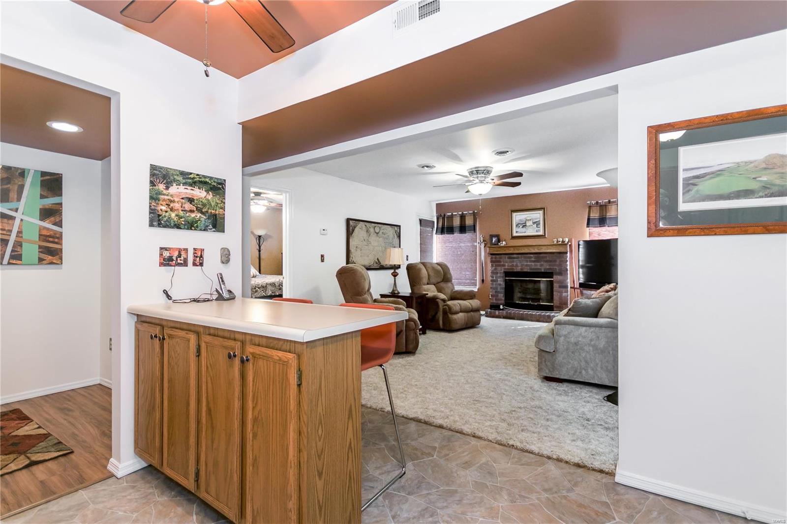 2327 Kratky Road, Unit A St. Louis, MO 63114 - Photo 9 of 17 Gallery Image 9