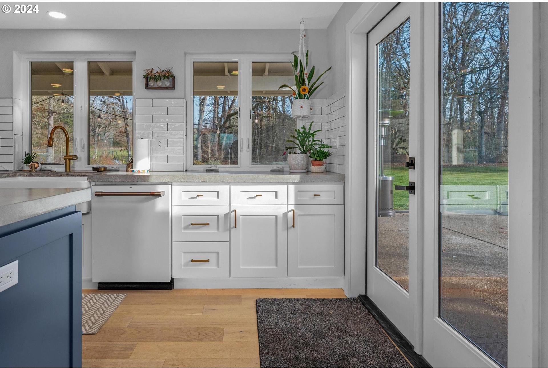 33020 South Dickey Prairie Road Molalla, OR 97038 - Photo 13 of 48 Gallery Image 13