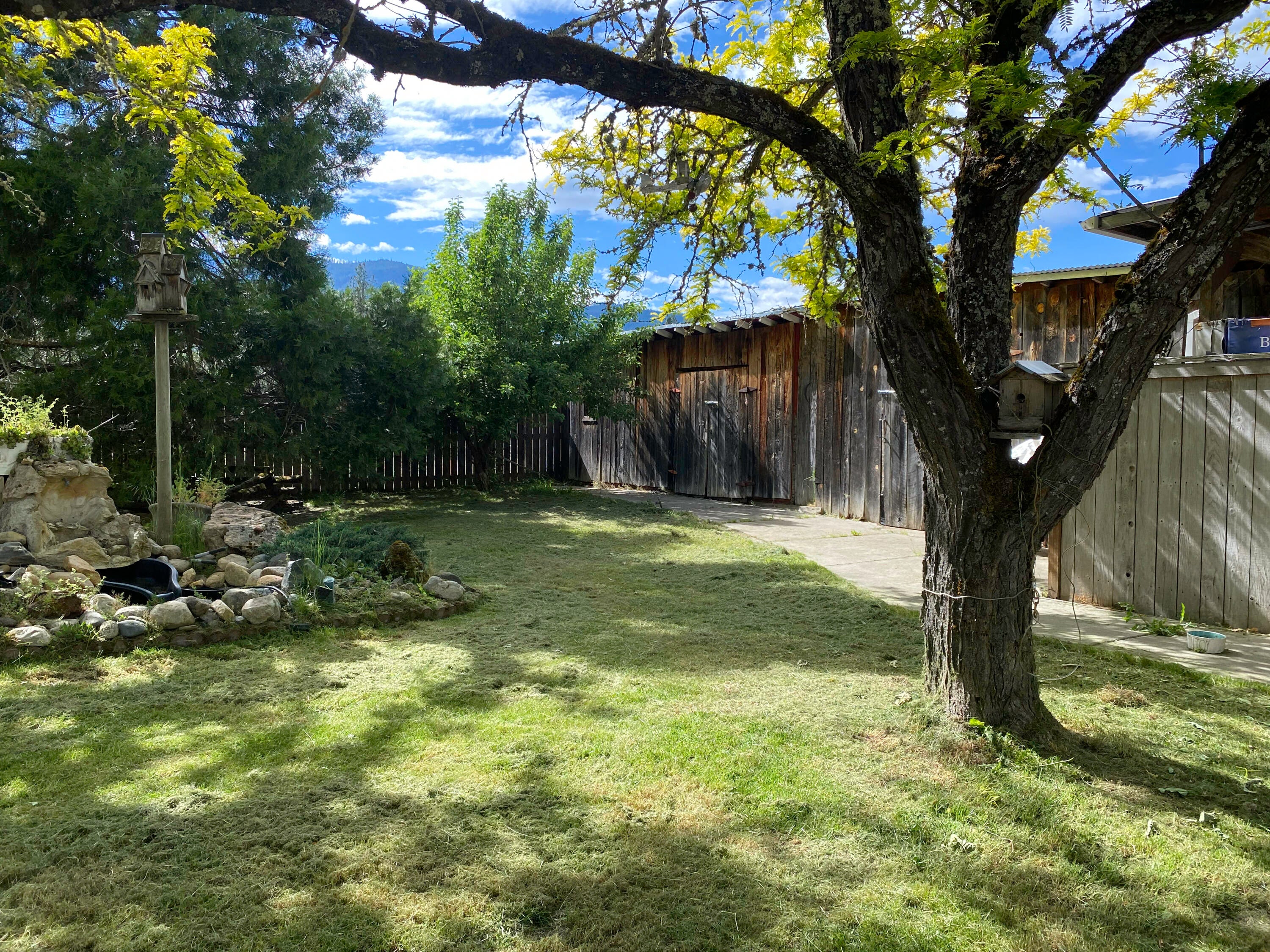 1205 Pine Grove Road Rogue River, OR 97537 - Photo 46 of 67 012