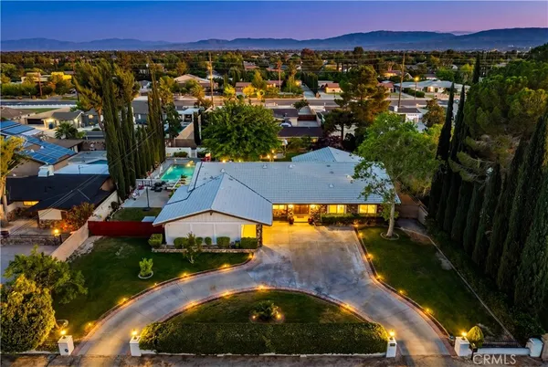 $899,900 | 2606 West Ave J14, Lancaster, CA 93536