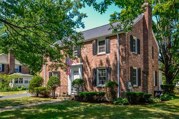 10 Plymouth Road Longmeadow, MA 01106 - Photo 1 of 24 Gallery Image 1