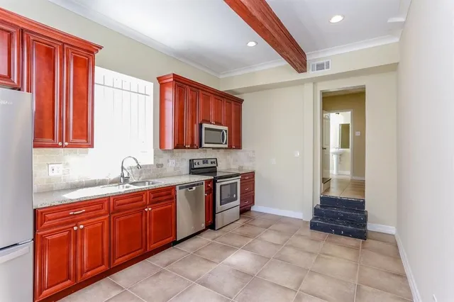 $1,195,000 | 612 West Alabama Street, Houston, TX 77006