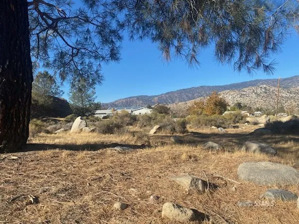 $19,900 | Commercial Ave Lake, Mountain Mesa, CA 93240