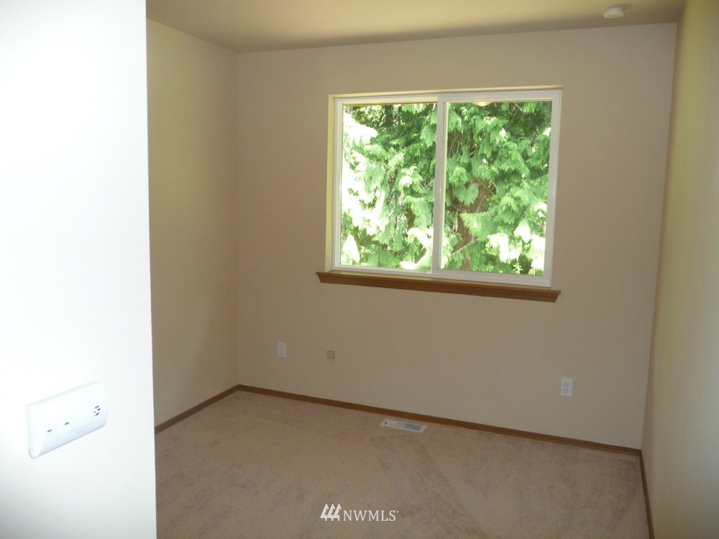 10510 Oak Road Lake Stevens, WA 98258 - Photo 10 of 21 Gallery Image 10