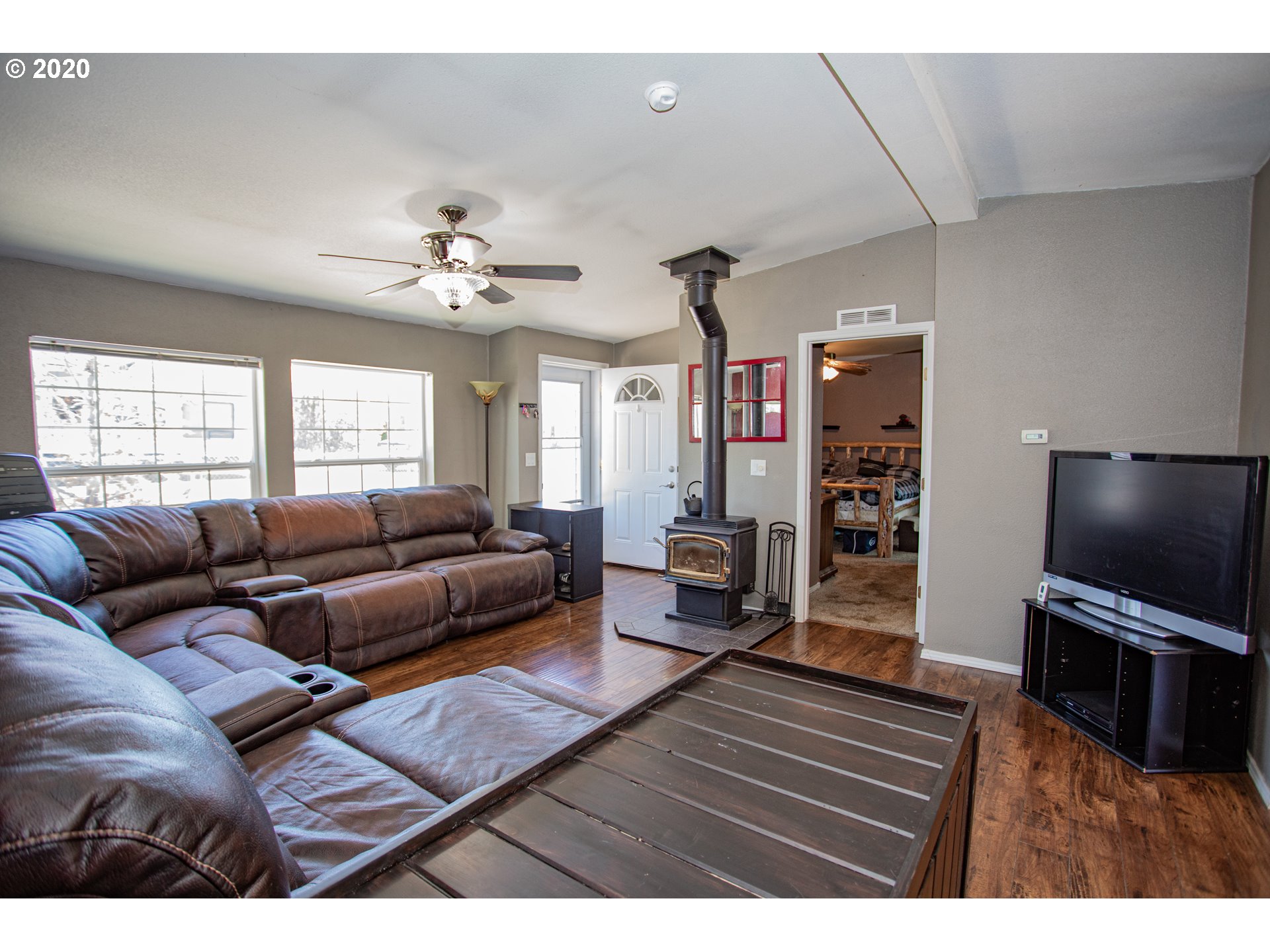 905 Toll Road Dufur, OR 97021 - Photo 11 of 29 Gallery Image 11