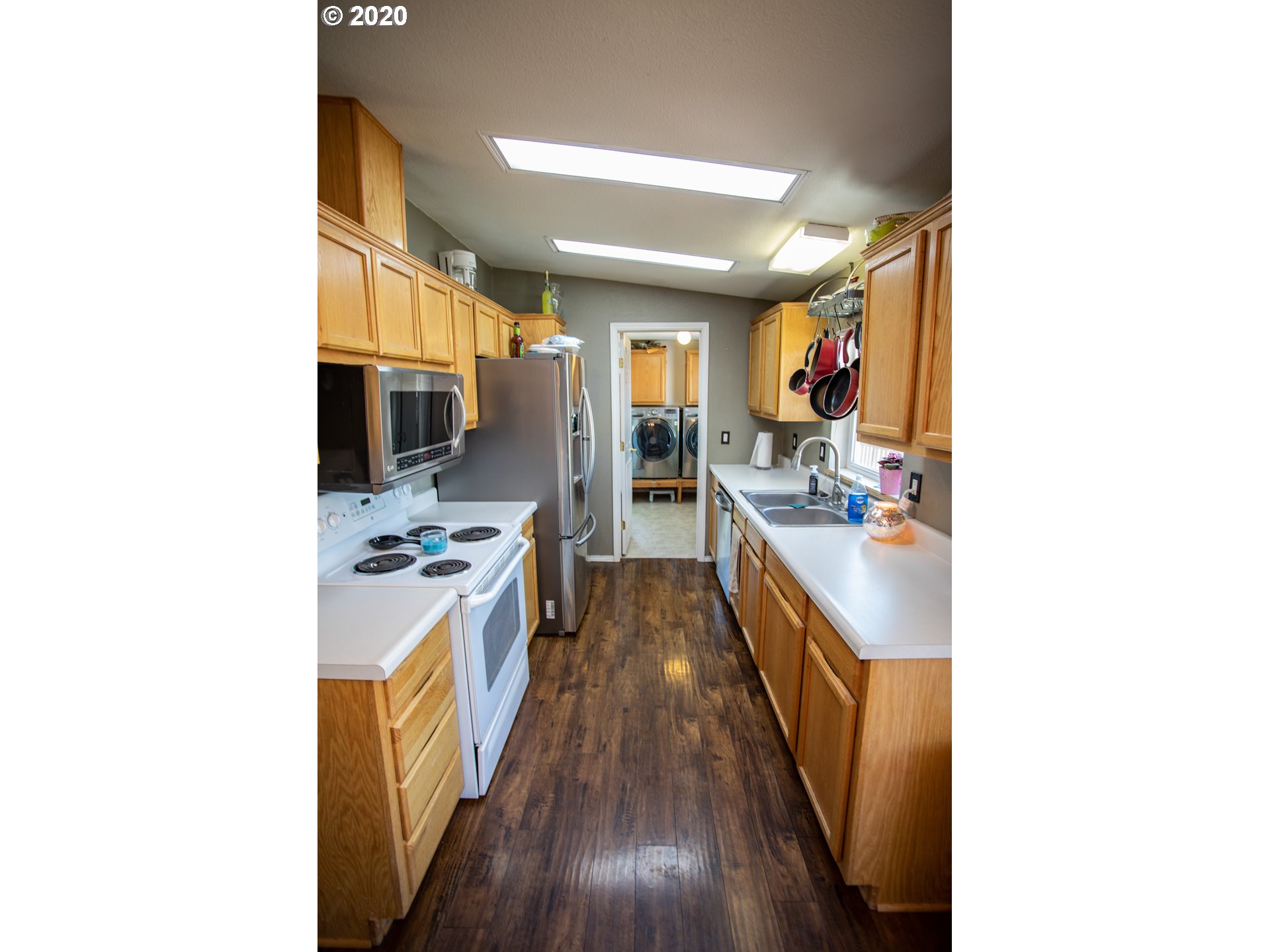 905 Toll Road Dufur, OR 97021 - Photo 13 of 29 Gallery Image 13