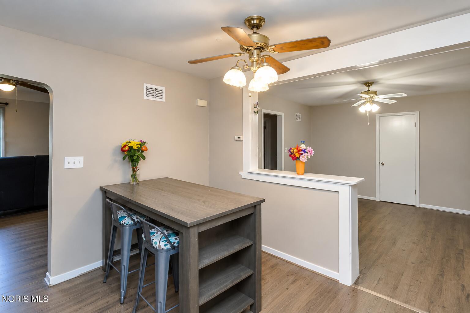 931 Harrow Road Toledo, OH 43615 - Photo 12 of 32 Gallery Image 12