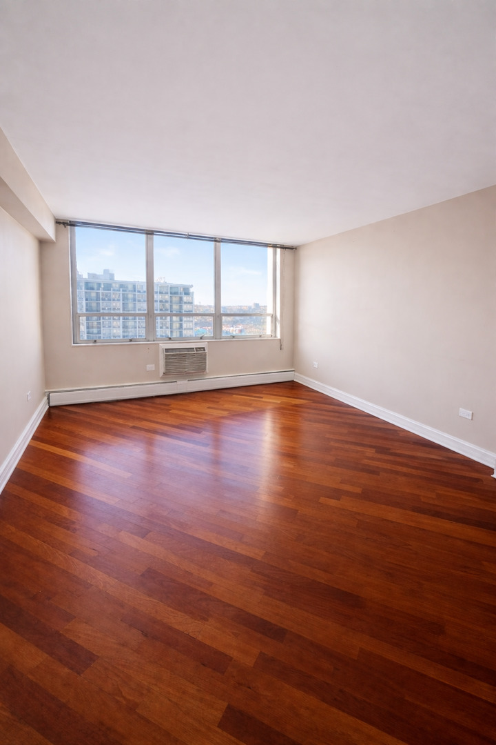 8809 West Golf Road, Unit 11F Niles, IL 60714 - Photo 6 of 9