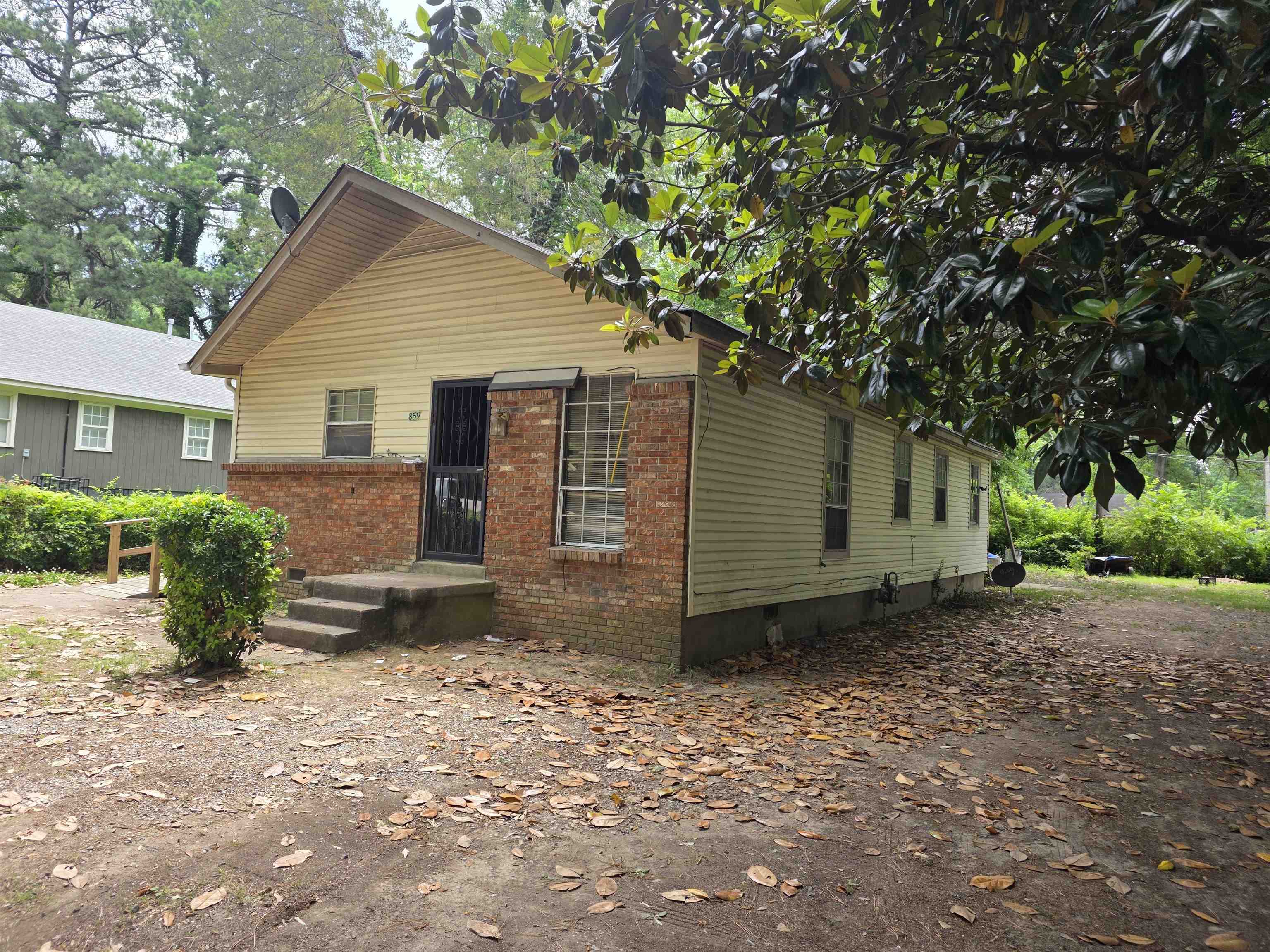 859 North Ball Road Memphis, TN 38106 - Photo 3 of 6
