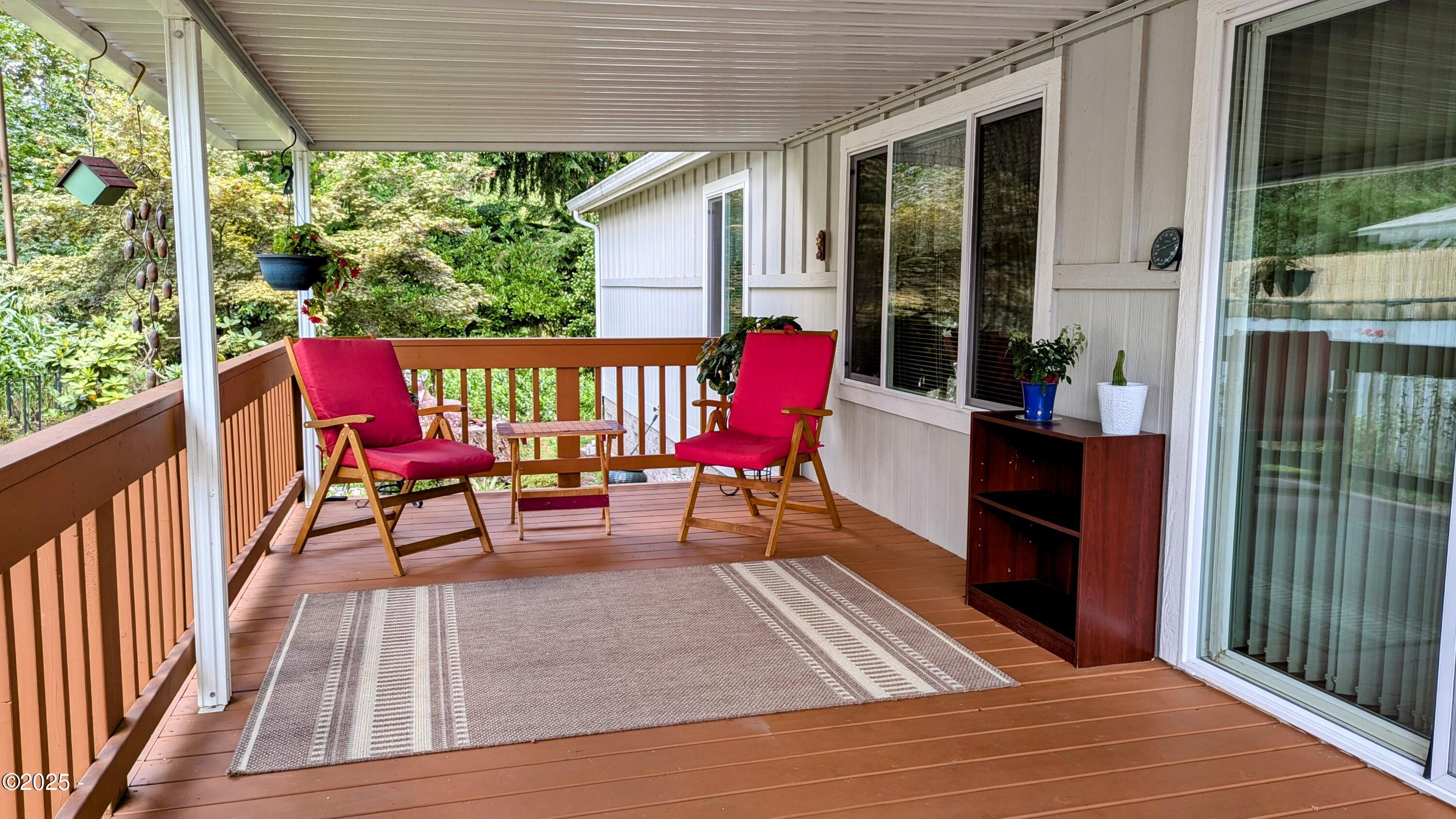 33125 White Oak Road Corvallis, OR 97333 - Photo 3 of 37 Front deck
