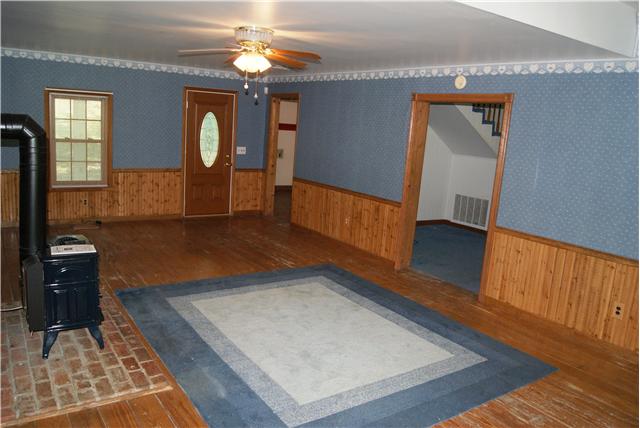 460 South Ray Road Portland, TN 37148 - Photo 8 of 20 You will love the gas stove that adds comfort and charm.