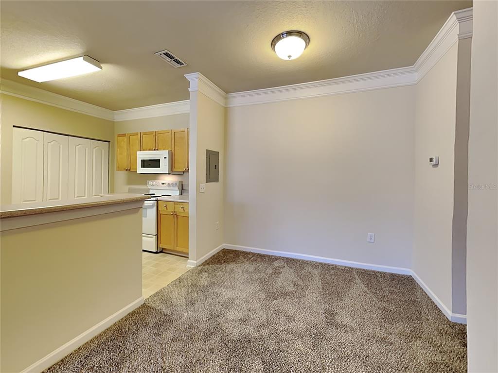 8848 Villa View Circle, Unit 305 Orlando, FL 32821 - Photo 6 of 15