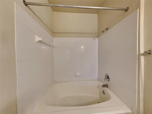 $1,650 | 8848 Villa View Circle, Unit 305, Orlando, FL 32821