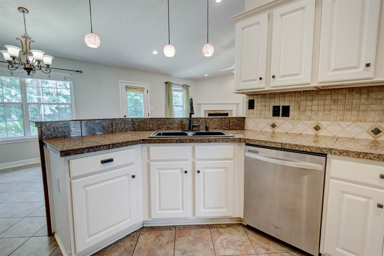 11919 Yellowhammer Court Daphne, AL 36526 - Photo 4 of 20