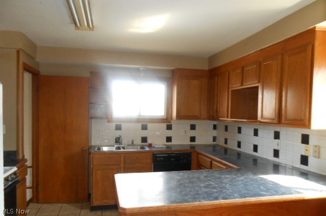 3540 Bainbridge Road Cleveland Heights, OH 44118 - Photo 5 of 19