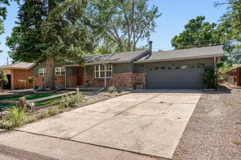 $600,000 | 1743 South Dover Way, Lakewood, CO 80232
